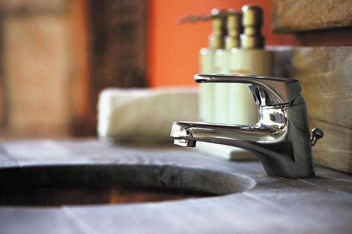 A2B Plumbers are able to fix any leaking taps you may have in Creekmouth. 